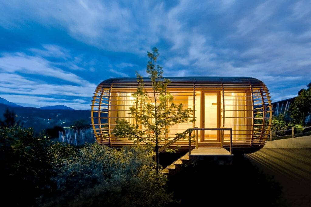 portable luxury capsules hotels for every purpose